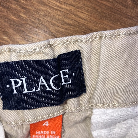 Children’s Place size 4 tan chino khaki pants - Picture 4 of 5